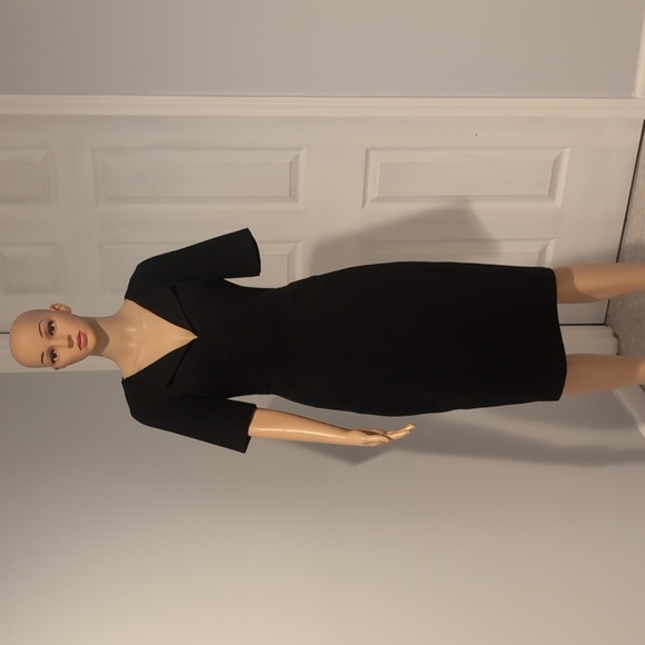 Black halo pencil dress - Picture 1 of 9